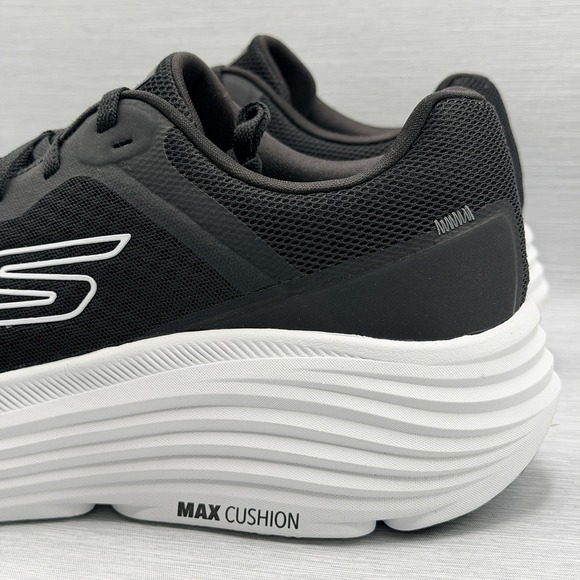 Skechers GO Run Men\'s 8 Sneakers Black Max Endeavor Comfort Walking 220613 main image 6